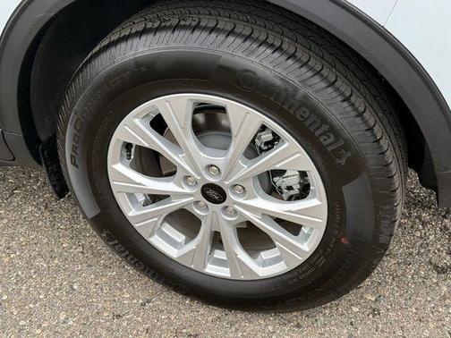 Space Silver 2025 Ford Escape Active