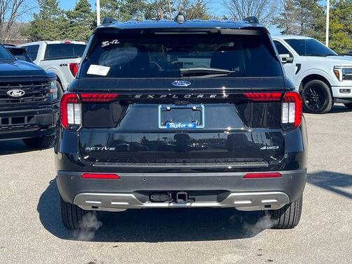 Star White 2026 Ford Explorer Active