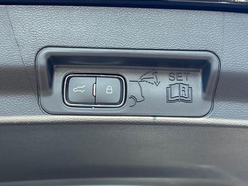 Star White 2026 Ford Explorer Active