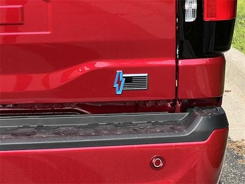 2025 Ford F-150 Lightning XLT