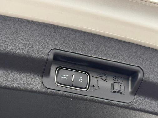 Star White 2026 Ford Explorer ST-Line