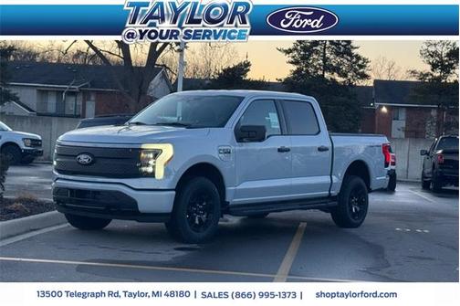 2025 Ford F-150 Lightning XLT