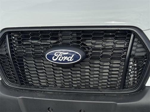 2026 Ford Transit-250 148 WB Medium Roof Cargo