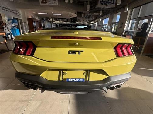 2025 Ford Mustang GT Premium
