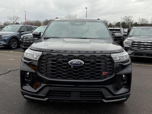 Agate Black Metallic 2026 Ford Explorer ST