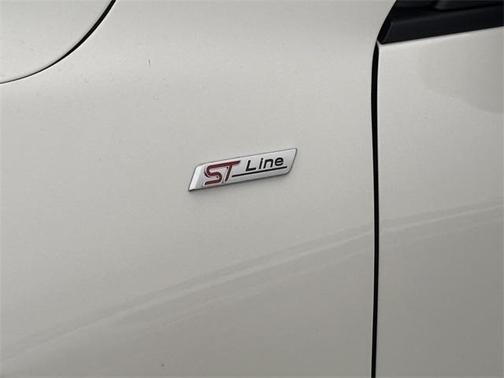 2025 Ford Escape ST-Line Elite