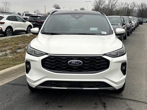 2025 Ford Escape ST-Line Elite