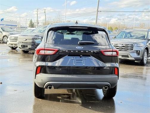 2026 Ford Escape ST-Line Select