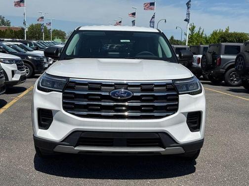 Star White 2026 Ford Explorer Active