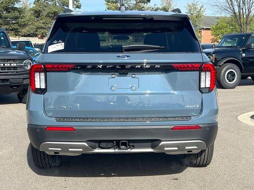 Vapor Blue Metallic 2026 Ford Explorer Active