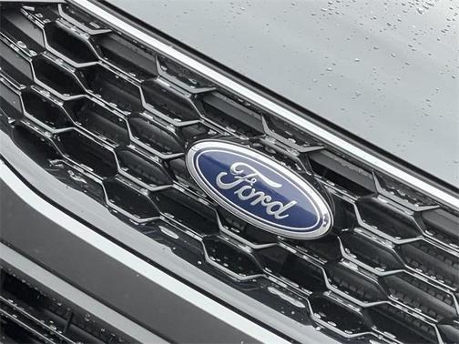 2026 Ford Escape ST-Line Select