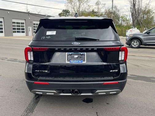 Agate Black Metallic 2026 Ford Explorer Active