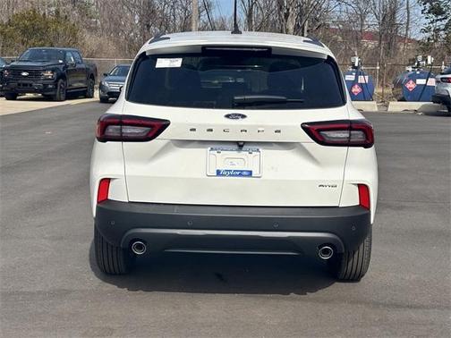 2025 Ford Escape ST-Line Select