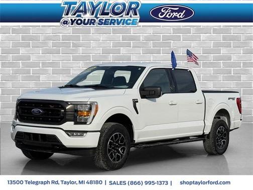 Oxford White 2023 Ford F-150 XLT Truck