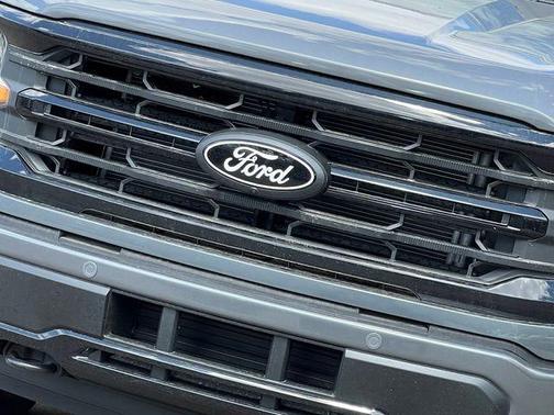 Carbonized Gray Metallic 2026 Ford F-150 XLT