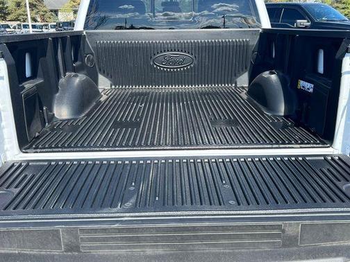 Oxford White 2026 Ford F-150 XLT