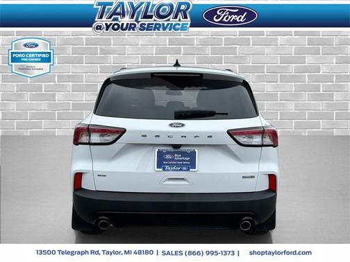 2022 Ford Escape SE
