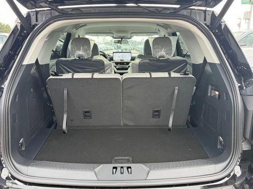 Agate Black Metallic 2026 Ford Explorer Active