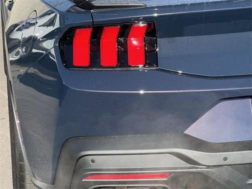 2025 Ford Mustang Dark Horse