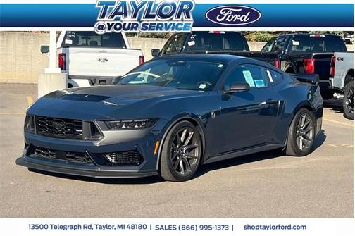 2025 Ford Mustang Dark Horse