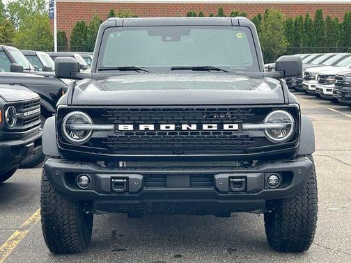 Shadow Black 2026 Ford Bronco Badlands