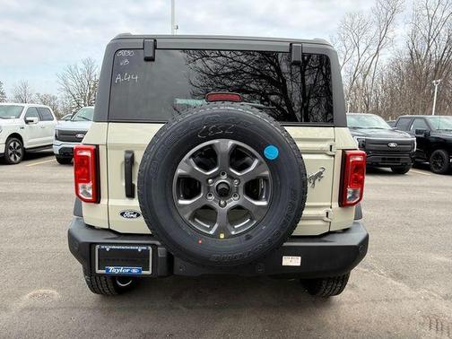 Desert Sand 2026 Ford Bronco Big Bend