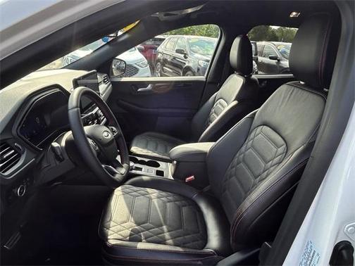2023 Ford Escape ST-Line Elite