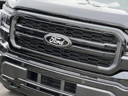Agate Black Metallic 2026 Ford F-150 Lariat