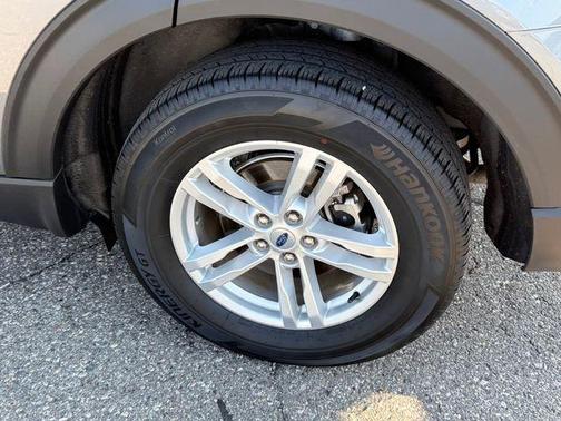 Carbonized Gray Metallic 2023 Ford Explorer XLT