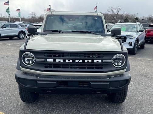 Desert Sand 2026 Ford Bronco Big Bend