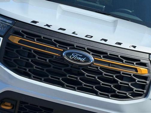 Space White Metallic 2026 Ford Explorer Tremor