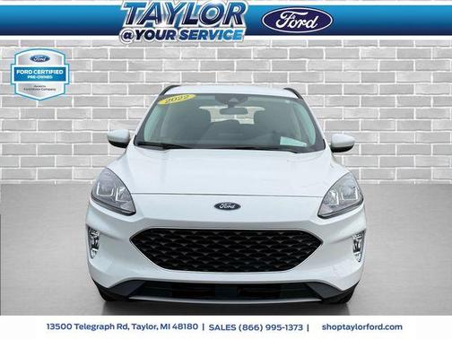 Star White 2022 Ford Escape SEL