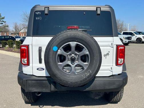 Oxford White 2026 Ford Bronco Big Bend