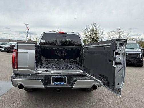 Iconic Silver Metallic 2026 Ford F-150 Lariat
