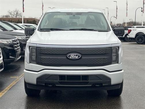 2025 Ford F-150 Lightning XLT