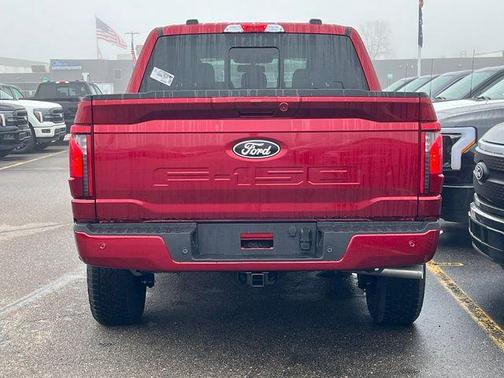 Ruby Red Metallic Tinted Clearcoat 2026 Ford F-150 XLT