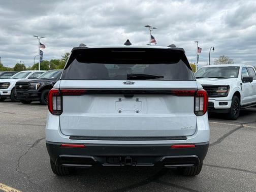 Space White Metallic 2026 Ford Explorer ST-Line