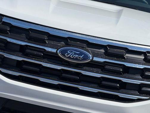 Star White 2026 Ford Explorer Active