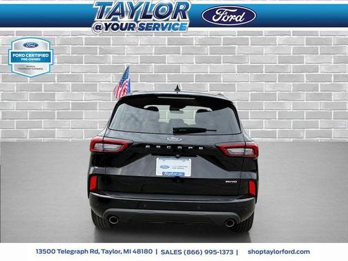 Agate Black Metallic 2023 Ford Escape ST-Line