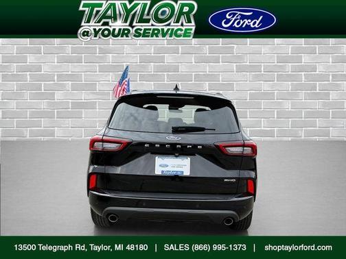 Agate Black Metallic 2023 Ford Escape ST-Line