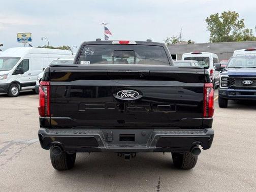 Agate Black Metallic 2026 Ford F-150 XLT