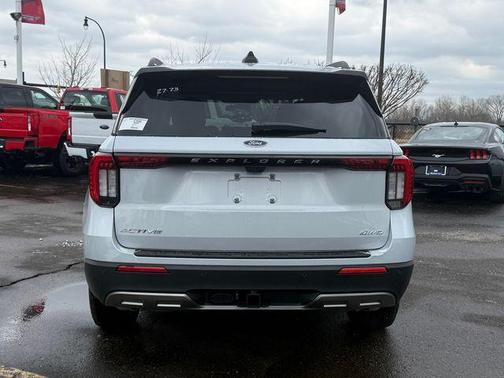 Space White Metallic 2026 Ford Explorer Active
