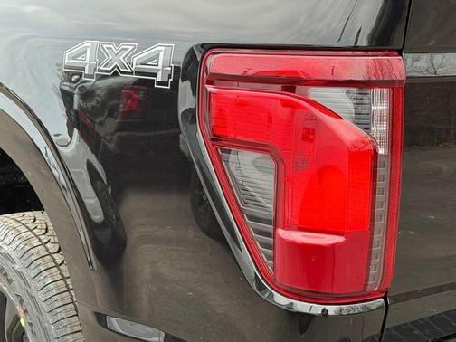 Agate Black Metallic 2026 Ford F-150 XLT