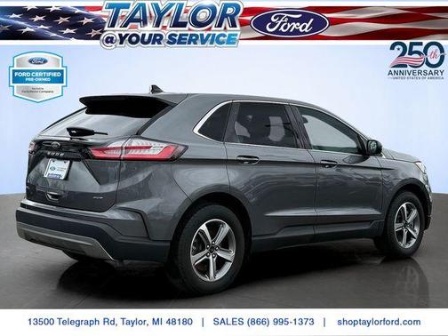 Carbonized Gray Metallic 2024 Ford Edge SEL