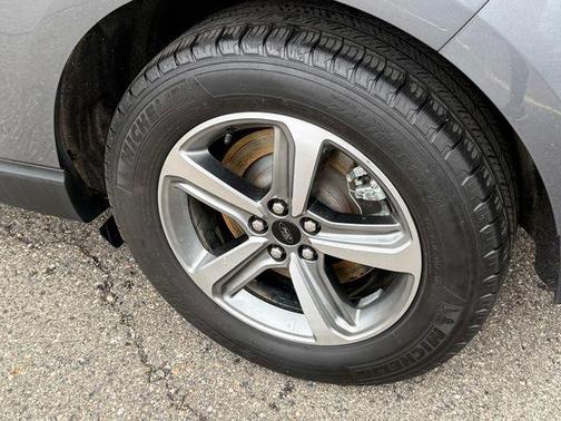Carbonized Gray Metallic 2024 Ford Edge SEL