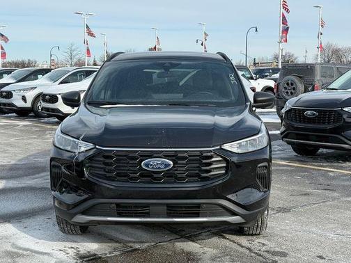 Agate Black Metallic 2026 Ford Escape ST-Line