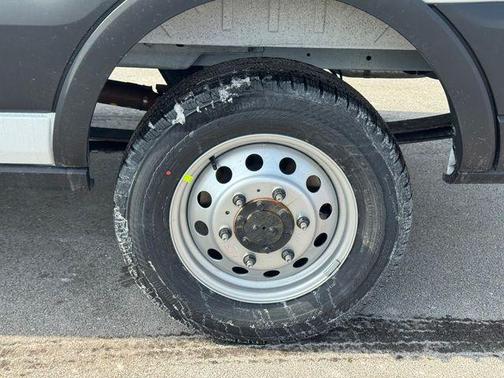 2026 Ford Transit-250 148 WB Medium Roof Cargo