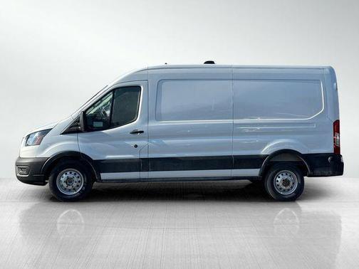 2026 Ford Transit-250 148 WB Medium Roof Cargo