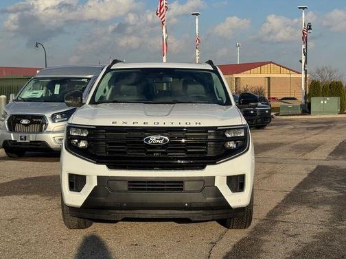 2026 Ford Expedition Active
