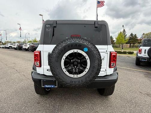 Oxford White 2026 Ford Bronco Big Bend